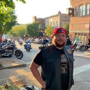 Meet your Posher, Rj